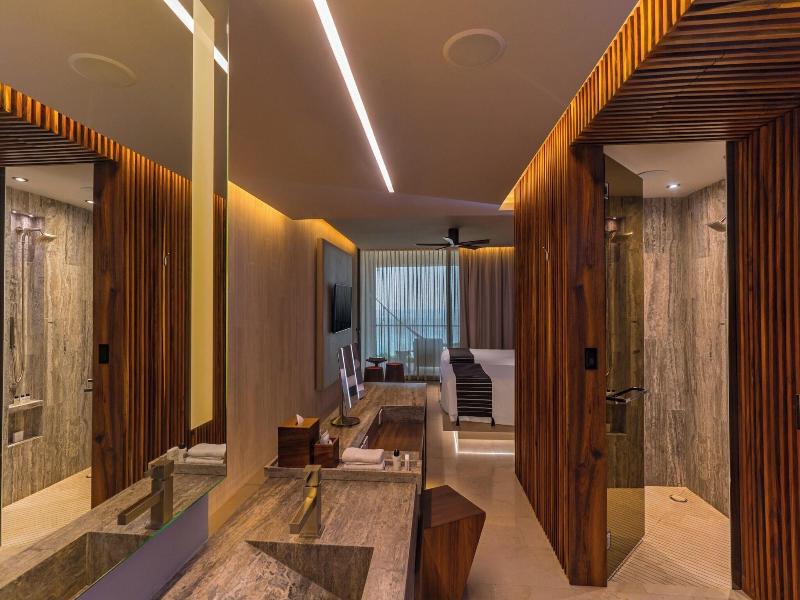 Solaz, a Luxury Collection Resort, Los Cabos image
