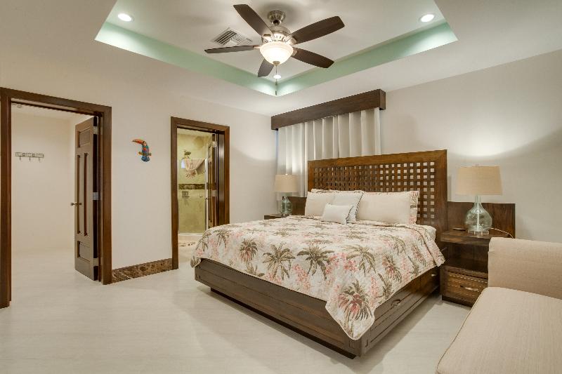 Grand Caribe Belize image