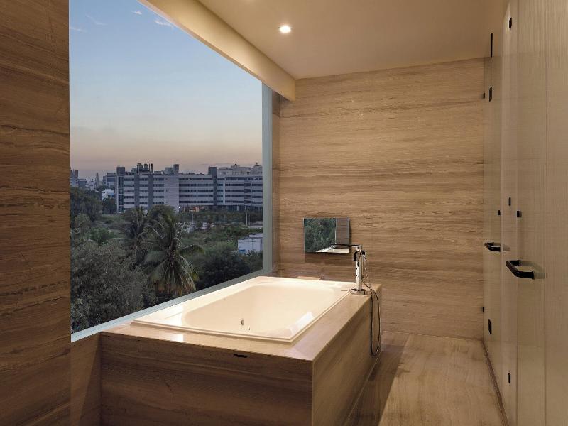 Sheraton Grand Bengaluru Whitefield image