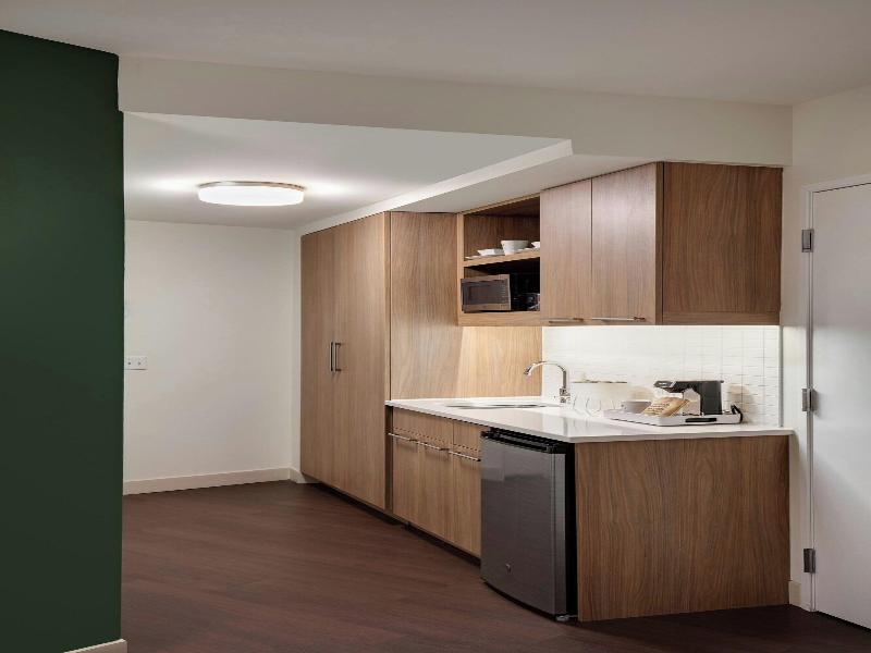 Element Detroit At The Metropolitan Building image