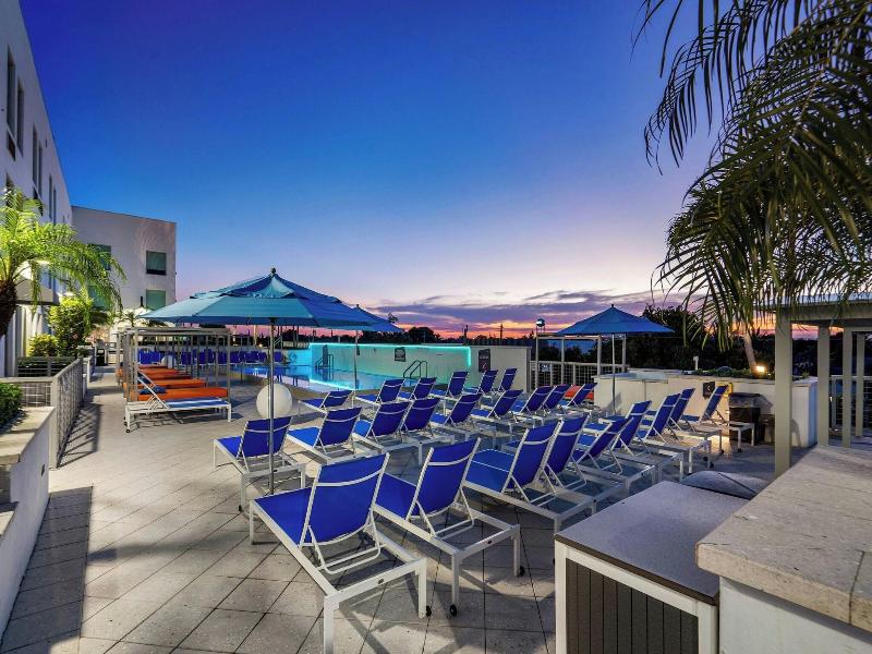 Aloft Delray Beach image