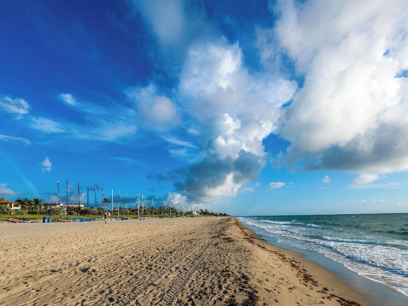 Aloft Delray Beach image