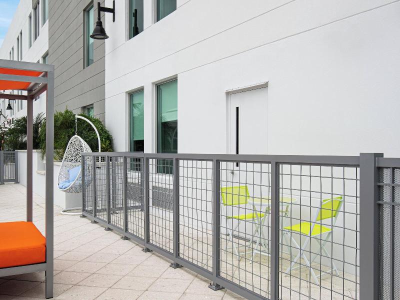 Aloft Delray Beach image