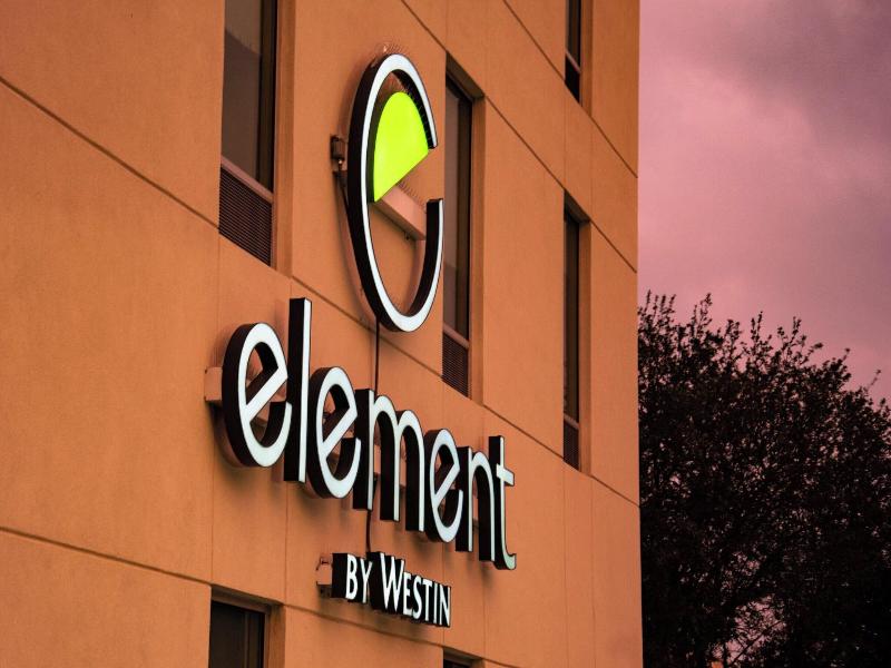 Element Dallas Downtown East image