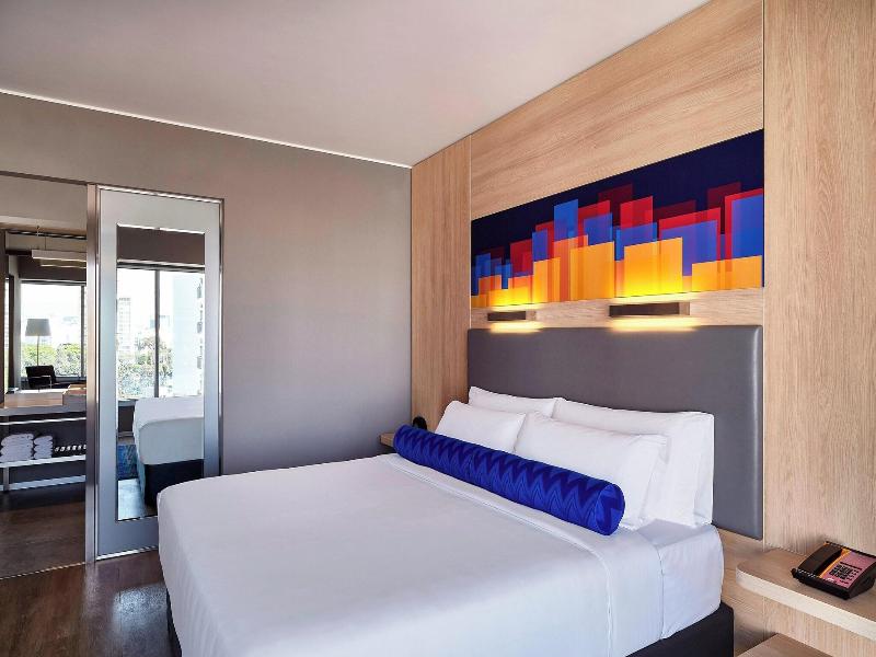 Aloft Lima Miraflores image