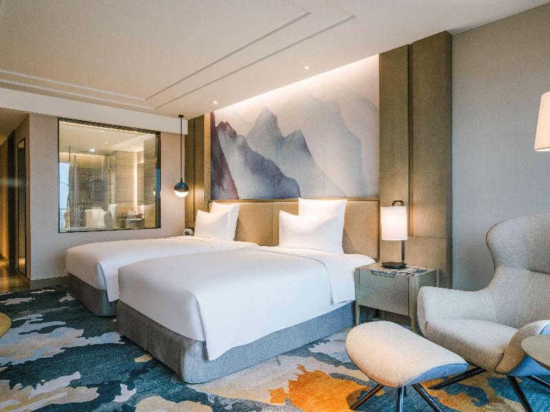 Pullman Zhoushan Seaside image