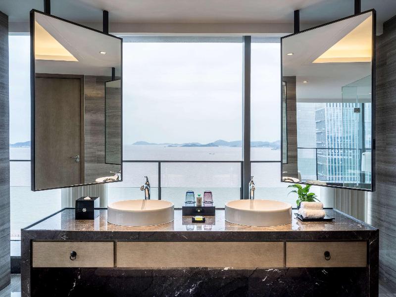 Pullman Zhoushan Seaside image