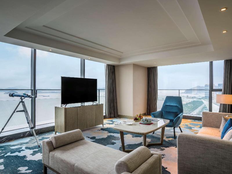 Pullman Zhoushan Seaside image