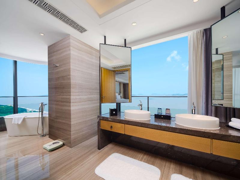 Pullman Zhoushan Seaside image