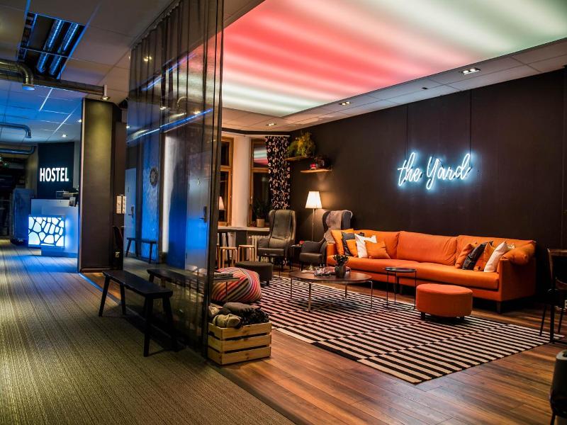 The yard concept Hostel image