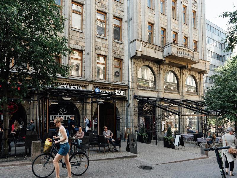The yard concept Hostel image