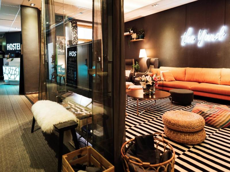 The yard concept Hostel image