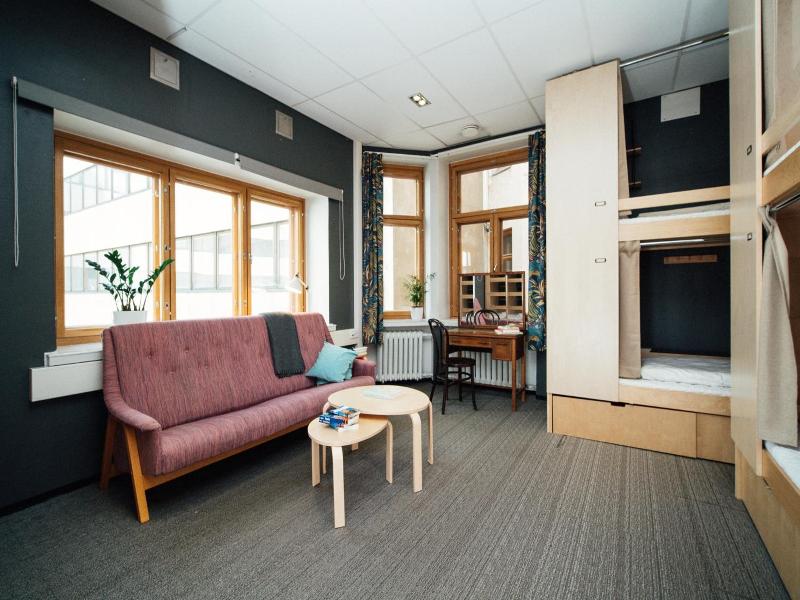 The yard concept Hostel image