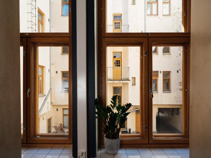 The yard concept Hostel image
