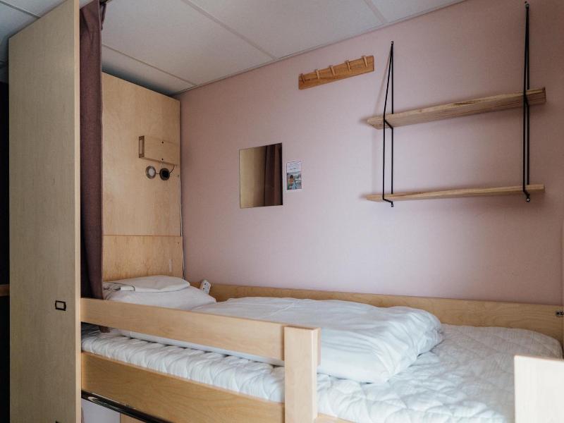 The yard concept Hostel image