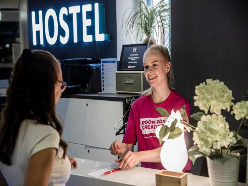 The yard concept Hostel image
