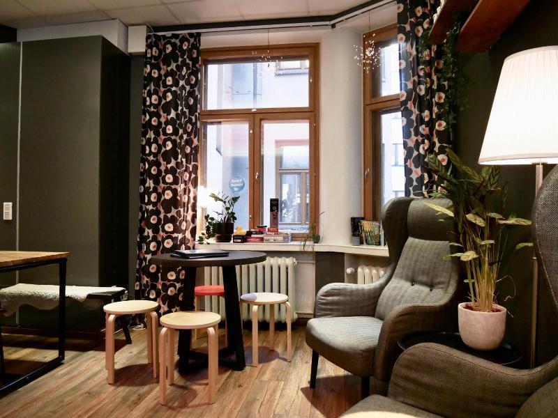 The yard concept Hostel image