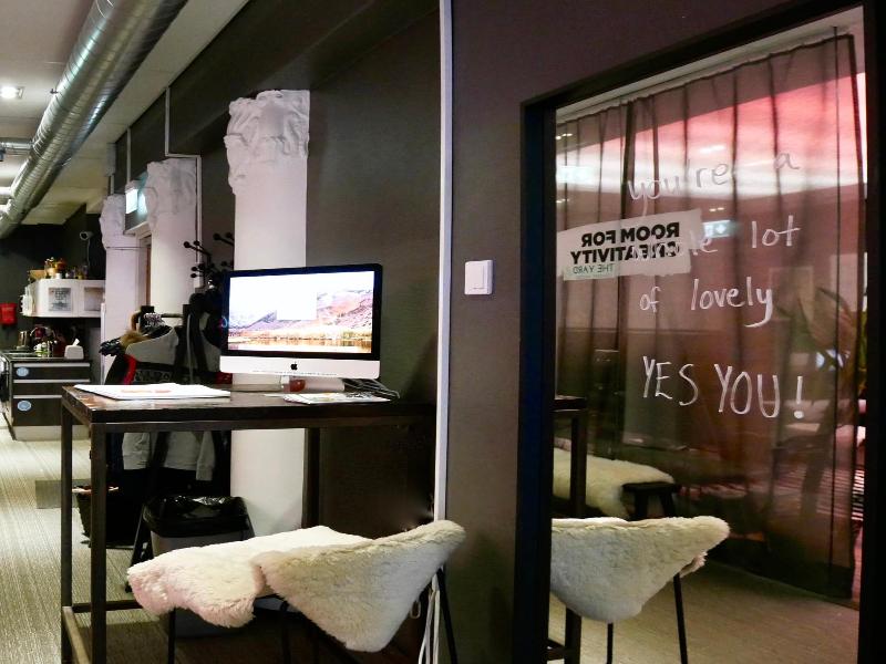 The yard concept Hostel image