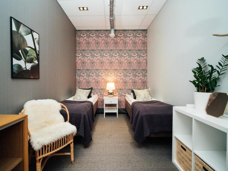 The yard concept Hostel image
