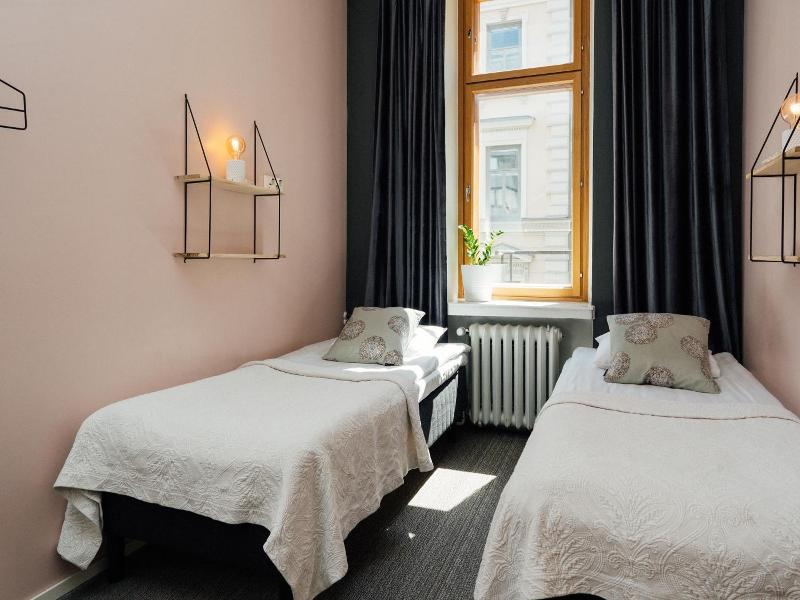 The yard concept Hostel image