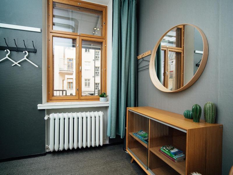 The yard concept Hostel image
