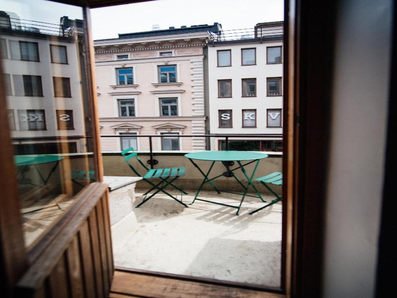 The yard concept Hostel image