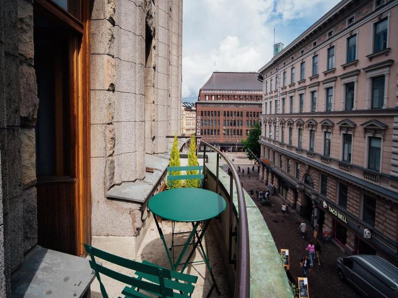 The yard concept Hostel image