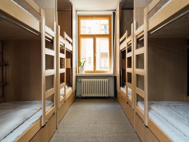The yard concept Hostel image