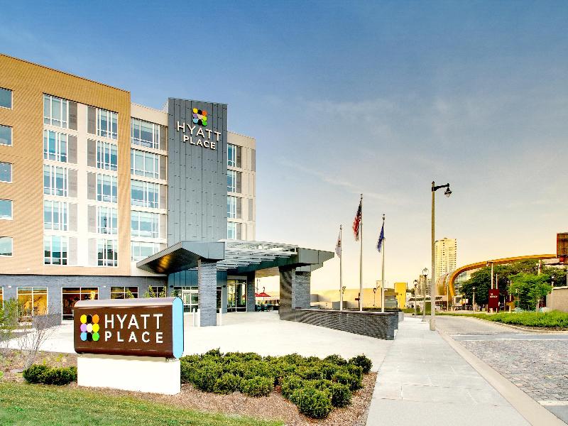 Hyatt Place Milwaukee Downtown image