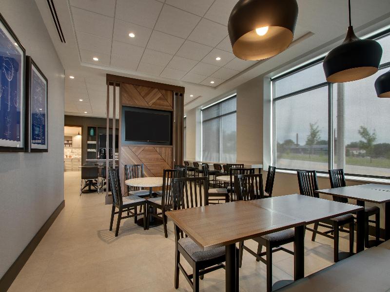 Hyatt Place Milwaukee Downtown image