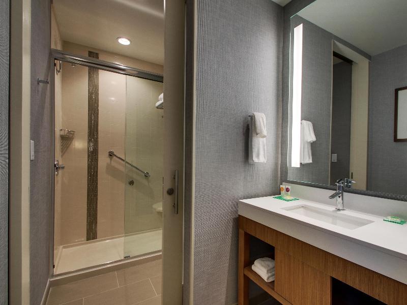 Hyatt Place Milwaukee Downtown image