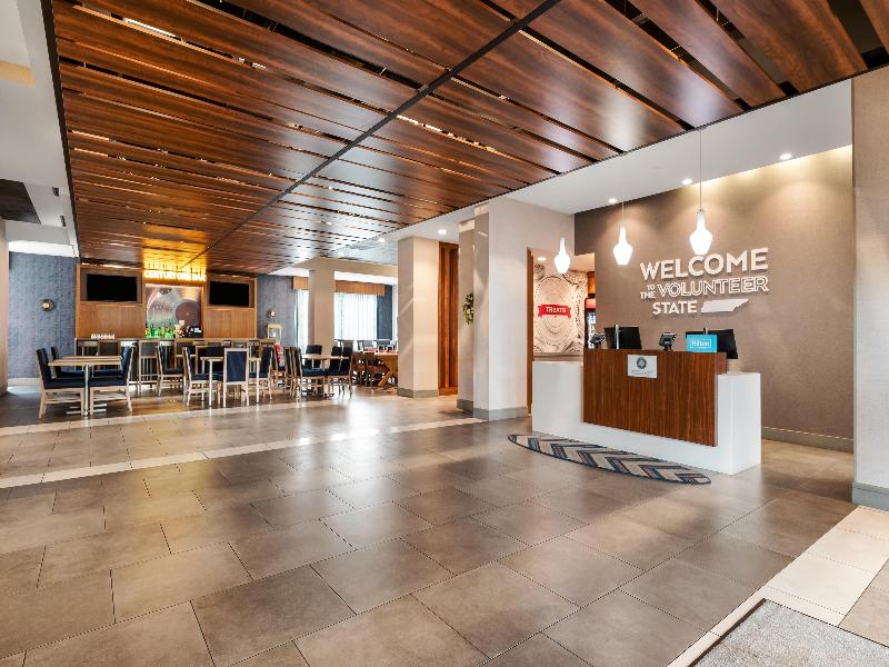 Hampton Inn Hilton Nashville Airport Century Place