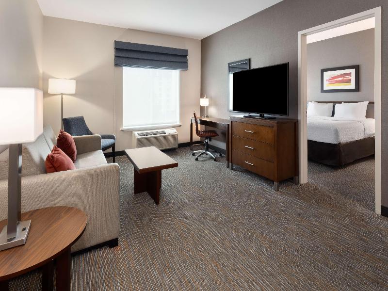 Hampton Inn Hilton Nashville Airport Century Place image