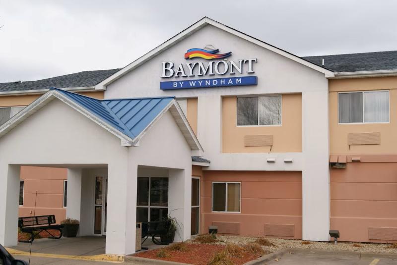 Baymont by Wyndham Coon Rapids