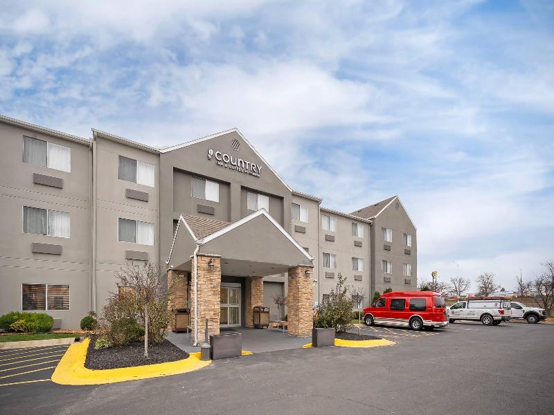Country Inn & Suites  Fairview Heights IL image