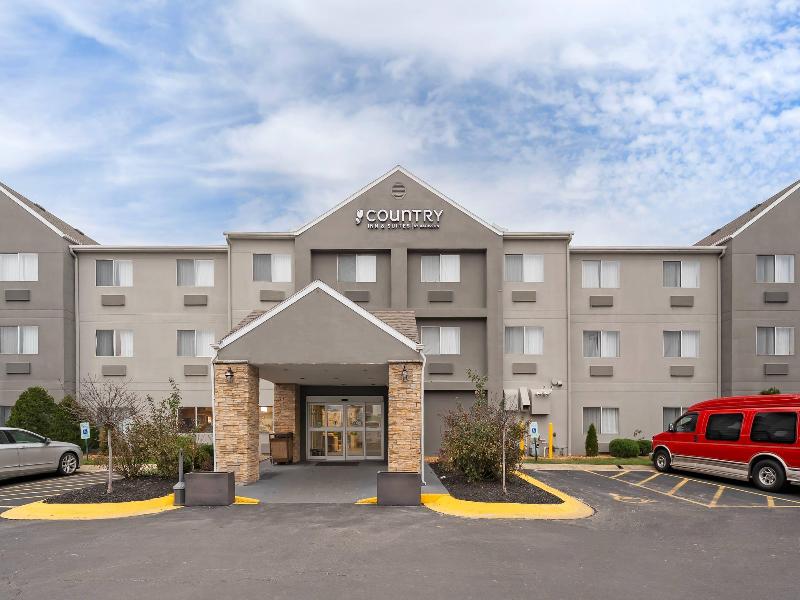 Country Inn & Suites  Fairview Heights IL image
