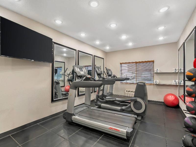 Country Inn & Suites  Fairview Heights IL image