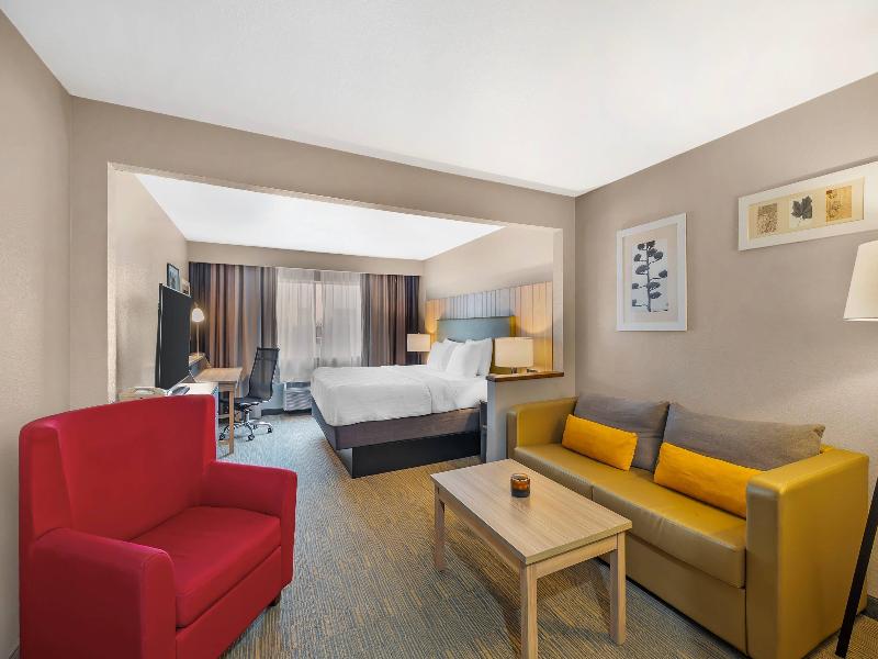 Country Inn & Suites  Fairview Heights IL image
