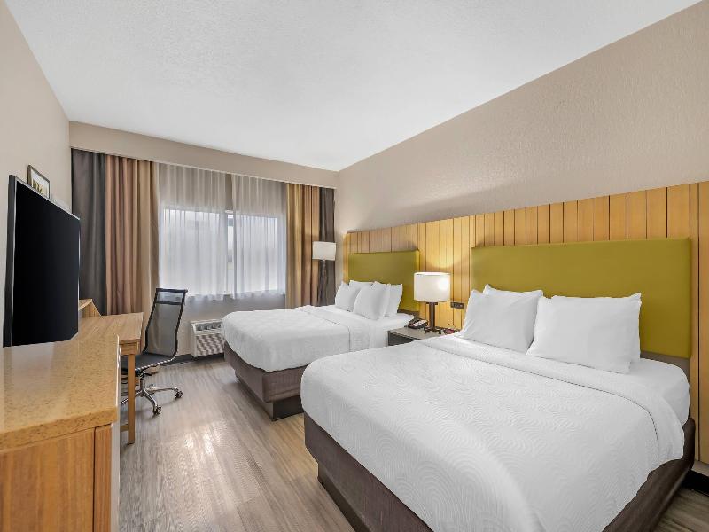 Country Inn & Suites  Fairview Heights IL image