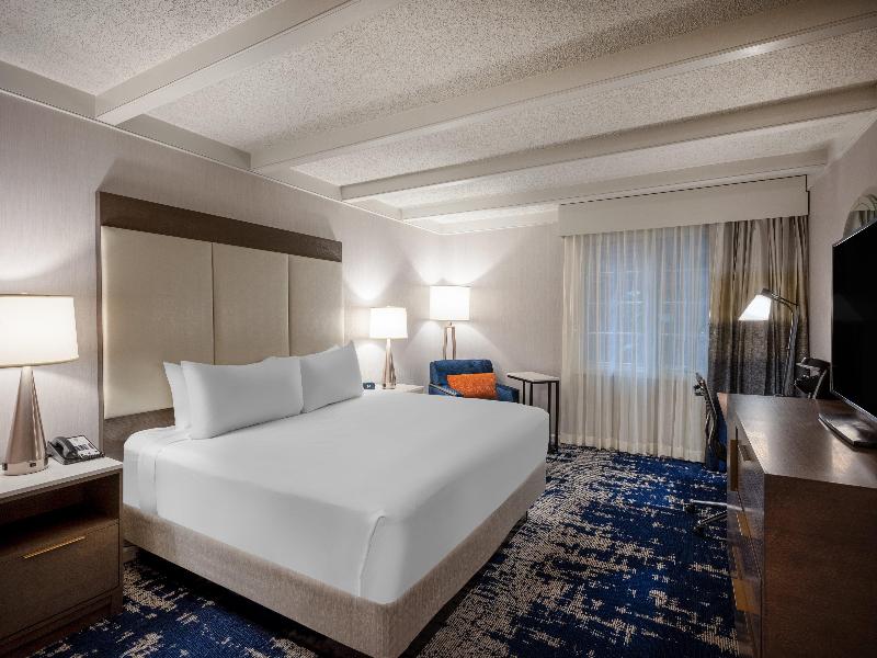 Crowne Plaza Albany - The Desmond Hotel By IHG image