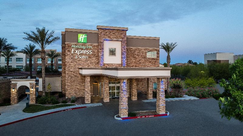Holiday Inn Express Suites Phoenix East Gilbert image