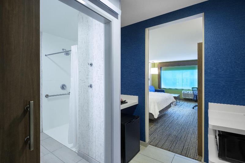 Holiday Inn Express Suites Phoenix East Gilbert image
