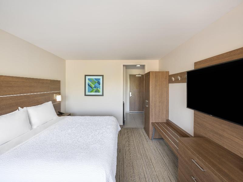 Holiday Inn Express Suites Phoenix East Gilbert image