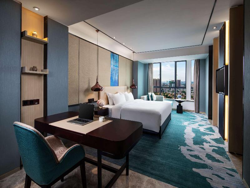 Ramada Plaza by Wyndham Changsha Xingsha image