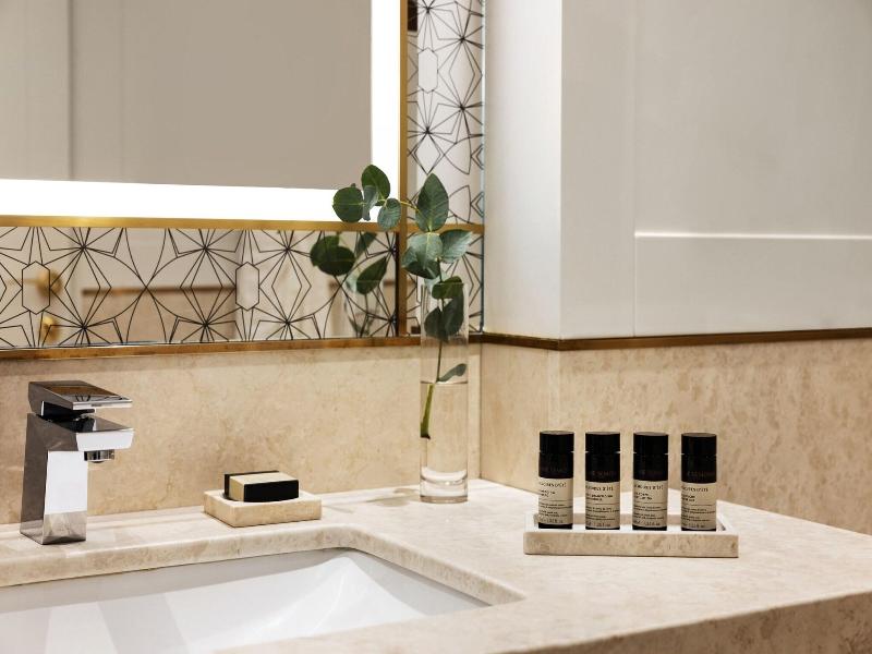 The Alexander, A Luxury Collection Hotel, Yerevan image