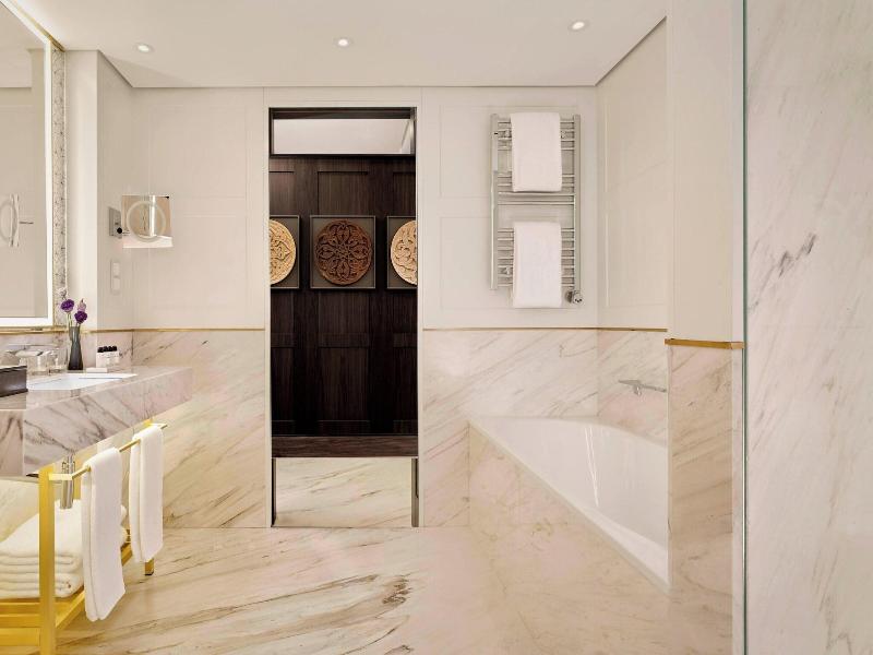 The Alexander, A Luxury Collection Hotel, Yerevan image
