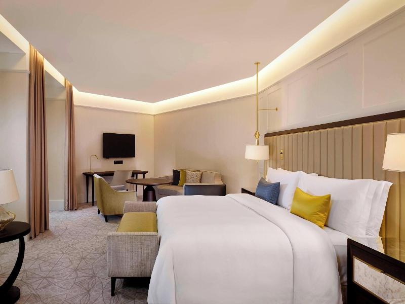 The Alexander, A Luxury Collection Hotel, Yerevan image