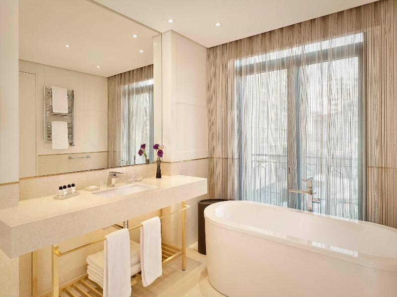 The Alexander, A Luxury Collection Hotel, Yerevan image