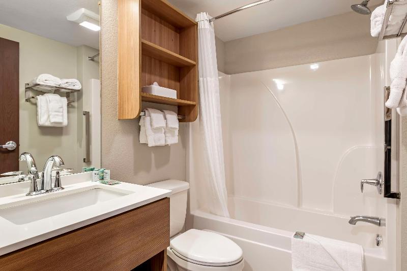 Best Western Limon image