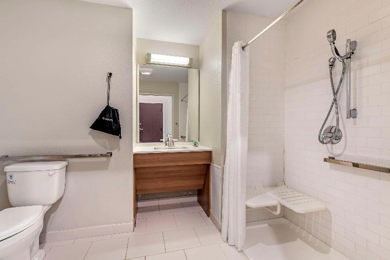 Best Western Limon image